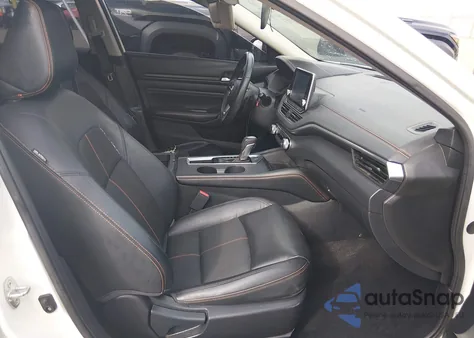 2019 Nissan Altima 2.5 Sr z USA, uszkodzony, nr VIN 1N4BL4CV2KC242486